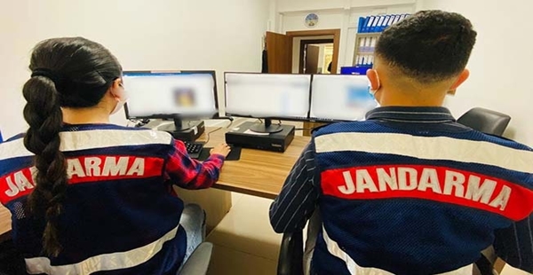 JANDARMA 2022 YILINDA 4 BİN 108 İNTERNET SİTESİNİN ERİŞİMİNİ ENGELLEDİ