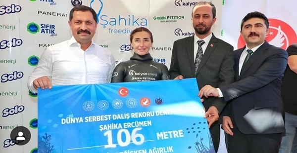 ŞAHİKA ERCÜMEN DÜNYA REKORUNU HATAY’DA KIRDI