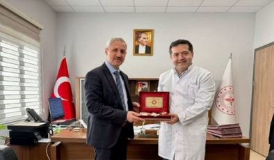 REKTÖR EREN’DEN BAŞHEKİM DAL’A ZİYARET