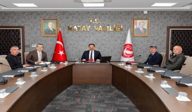 HATAY’DA EĞİTİM YATIRIMLARI DEĞERLENDİRİLDİ
