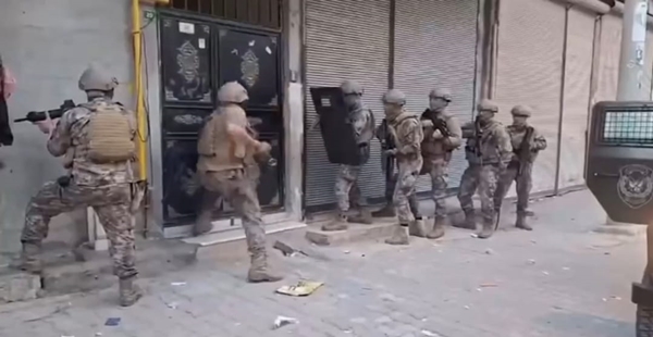 DAEŞ OPERASYONLARINDA 210 ŞÜPHELİ GÖZALTINA ALINDI!