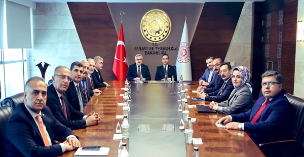 HATAY HEYETİNDEN BAKAN MEHMET FATİH KACIR’A ZİYARET