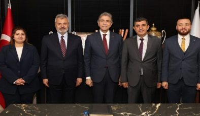 BAŞKAN ÖNTÜRK, BAŞKAN DEMİR’İ MAKAMINDA AĞIRLADI