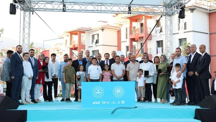 HATAY’DA 18 BİN 348 HAK SAHİBİNE ANAHTARLARI VERİLDİ