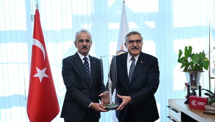 YAYMAN BAKAN URALOĞLU İLE GÖRÜŞTÜ