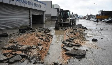 ANTAKYA BELEDİYESİ TAŞKINLARA KARŞI SAHADA