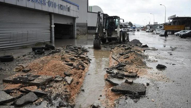 ANTAKYA BELEDİYESİ TAŞKINLARA KARŞI SAHADA