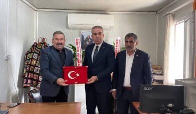 Başkan Çelik’ten Esnaf Odasına Tebrik Ziyareti: “Esnafımız Şehrimizin Bereketidir”