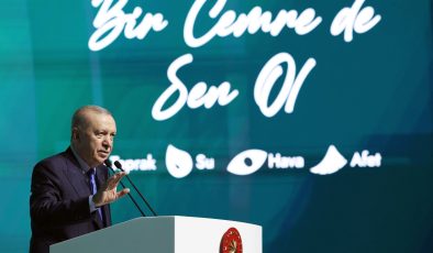 AK Parti MKYK Üyesi Zehra Eren, Cemre Vakfı Tanıtım Programı’na Katıldı