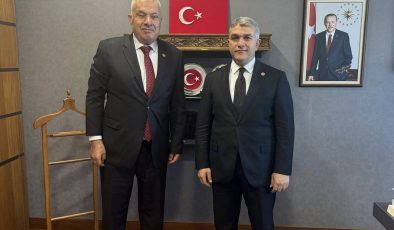 İZZETTİN YILMAZ’DAN ANKARA ÇIKARMASI: MİLLETVEKİLİ YEŞİLDAL’A ZİYARET