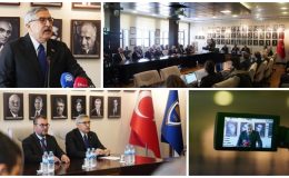 ANKARA’DA SEZAİ KARAKOÇ ZİRVESİ: HÜSEYİN YAYMAN FİKİR ADAMLARINI BİR ARAYA GETİRDİ