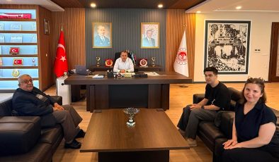 ANTAKYA KAYMAKAMI ABDULLAH AKDAŞ, ŞEHİT BABASI YUSUF MENGİLLİ’Yİ MAKAMINDA AĞIRLADI