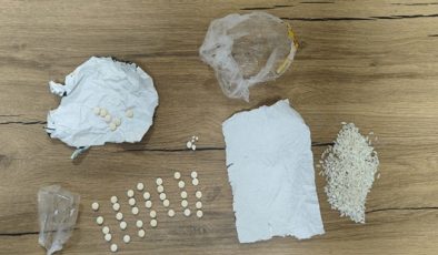 MOTOSİKLET SÜRÜCÜSÜNÜN ÜZERİNDEN CAPTAGON ÇIKTI