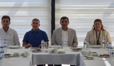 AK PARTİ HATAY TEŞKİLATI’NDA KAPSAMLI İSTİŞARE TOPLANTISI