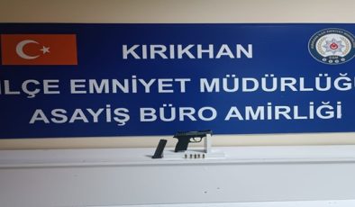 KIRIKHAN’DA RUHSATSIZ TABANCA BULUNDURAN ŞAHIS TUTUKLANDI