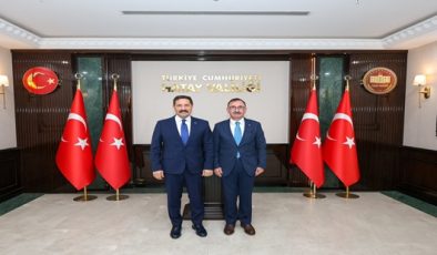 HATAY’DA ORYANTİRİNG HEYECANI: VALİ MASATLI FEDERASYON BAŞKANINI AĞIRLADI